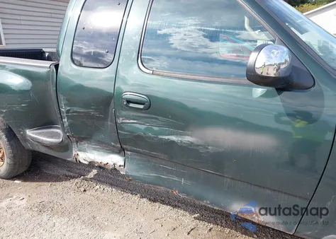 2001 Ford F-150 Xl/Xlt z USA, uszkodzony, nr VIN 2FTZX07241CA18635